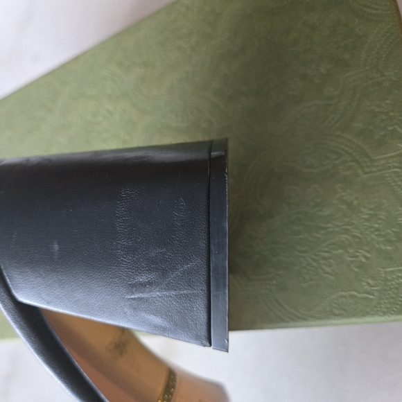 Gucci Black Leather Horsebit Sandals - Picture 4 of 9